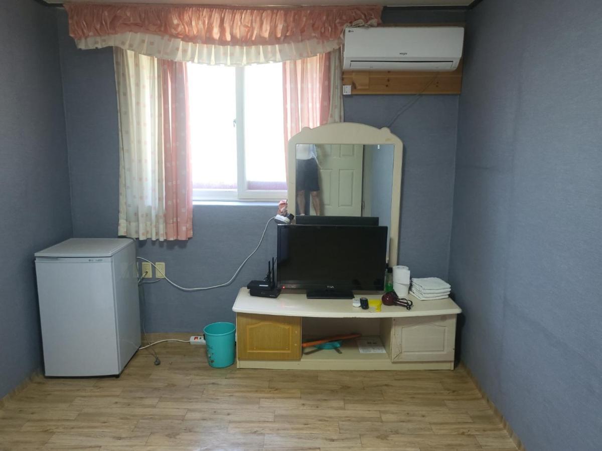 Songwol Park Motel Sokcho Eksteriør bilde