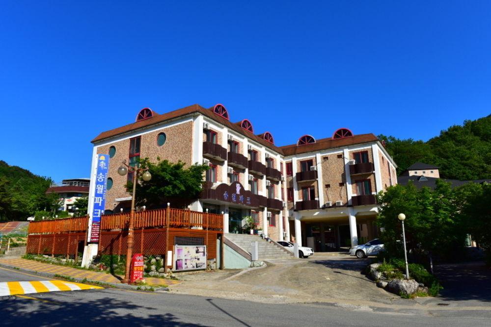 Songwol Park Motel Sokcho Eksteriør bilde